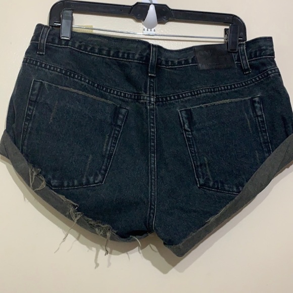 One teaspoon bandit shorts- fox black - Picture 4 of 5